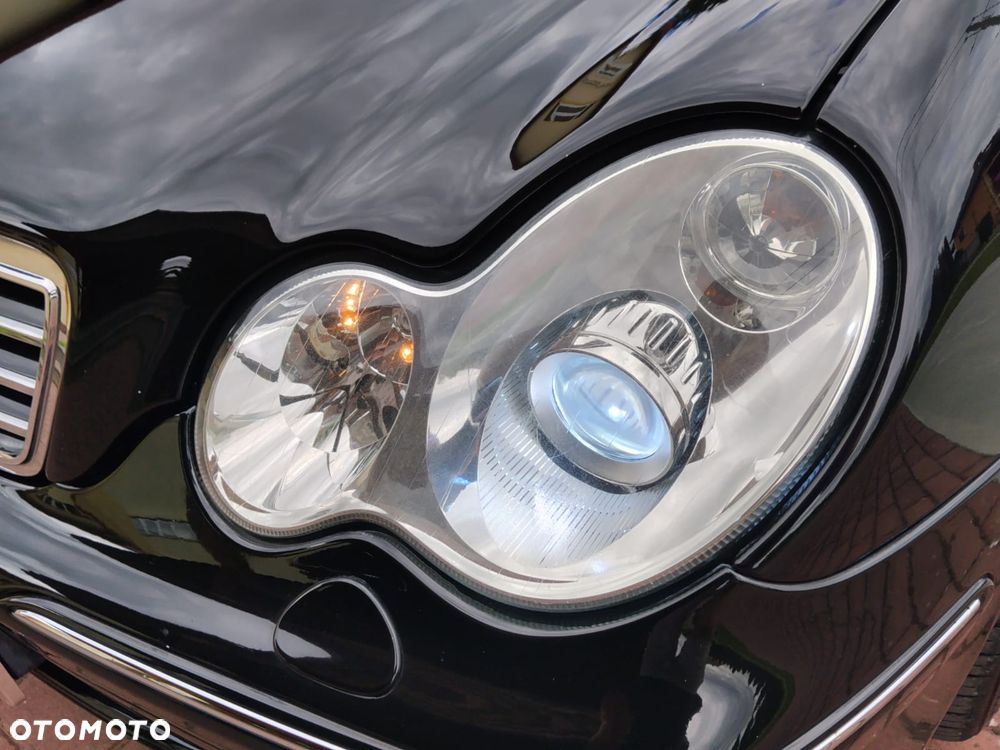 Mercedes-Benz Klasa C 180 Kompressor Automatik Avantgarde Sport Edition - 21