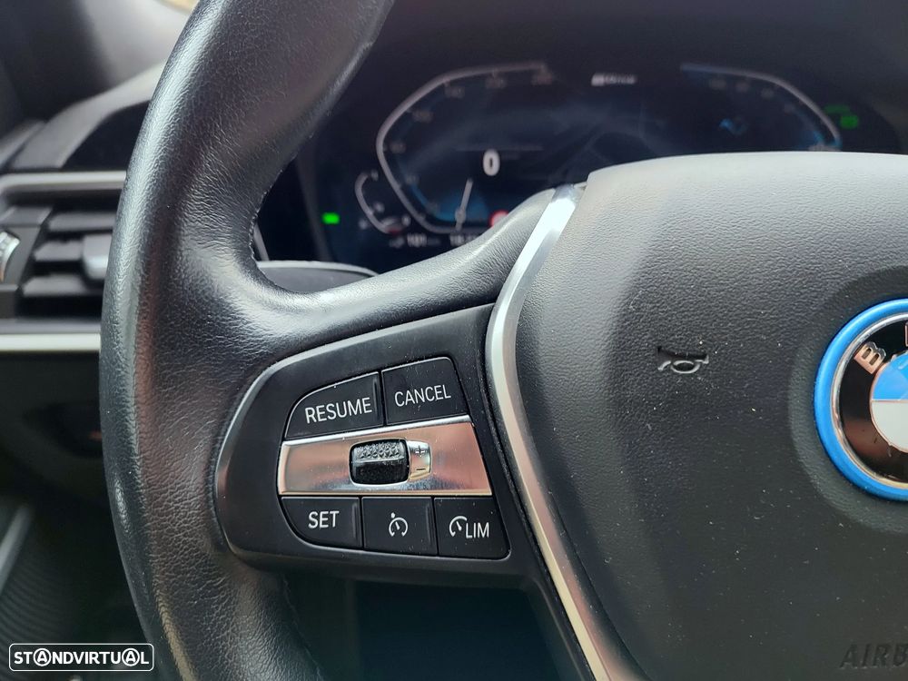 BMW 320 e Line Sport Auto - 21