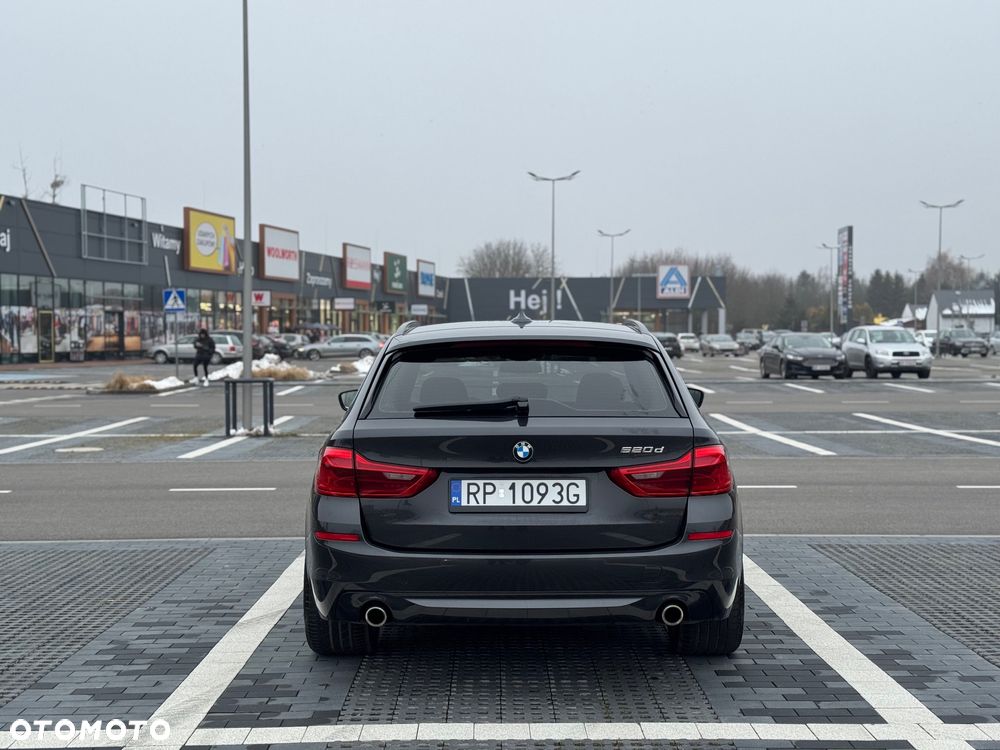 BMW Seria 5 520d - 5