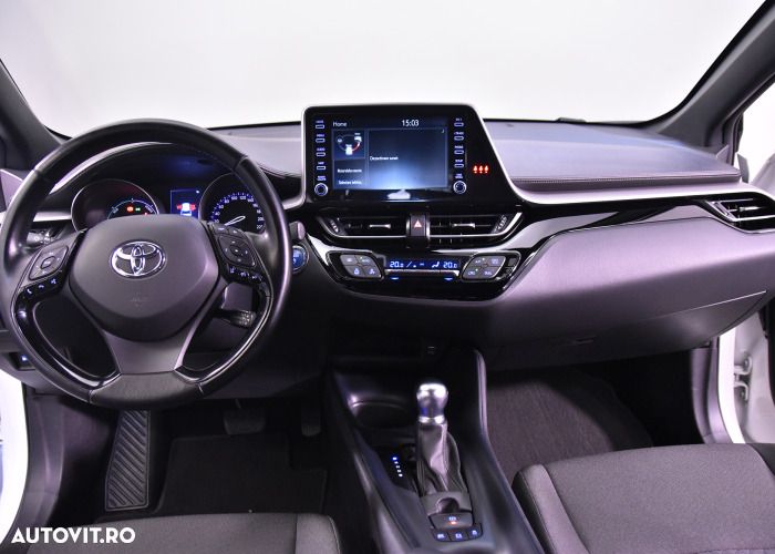 Toyota C-HR - 9