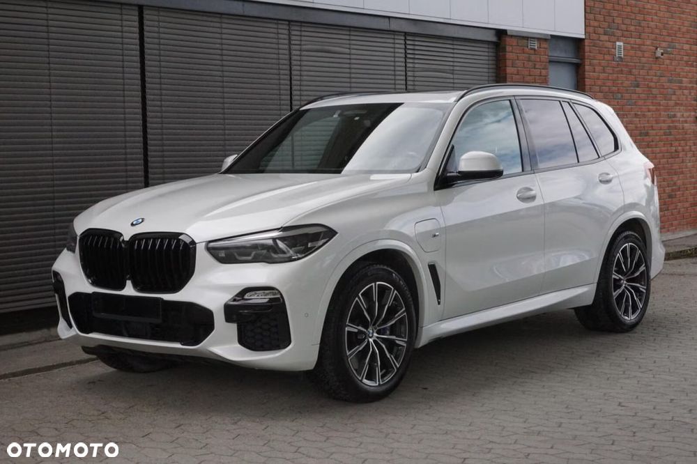 BMW X5 xDrive45e - 1