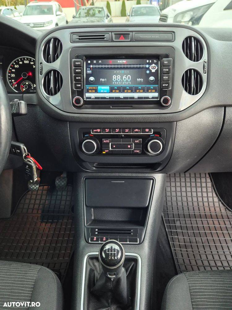 Volkswagen Tiguan 2.0 TDI DPF BlueMotion Technology Freestyle - 14