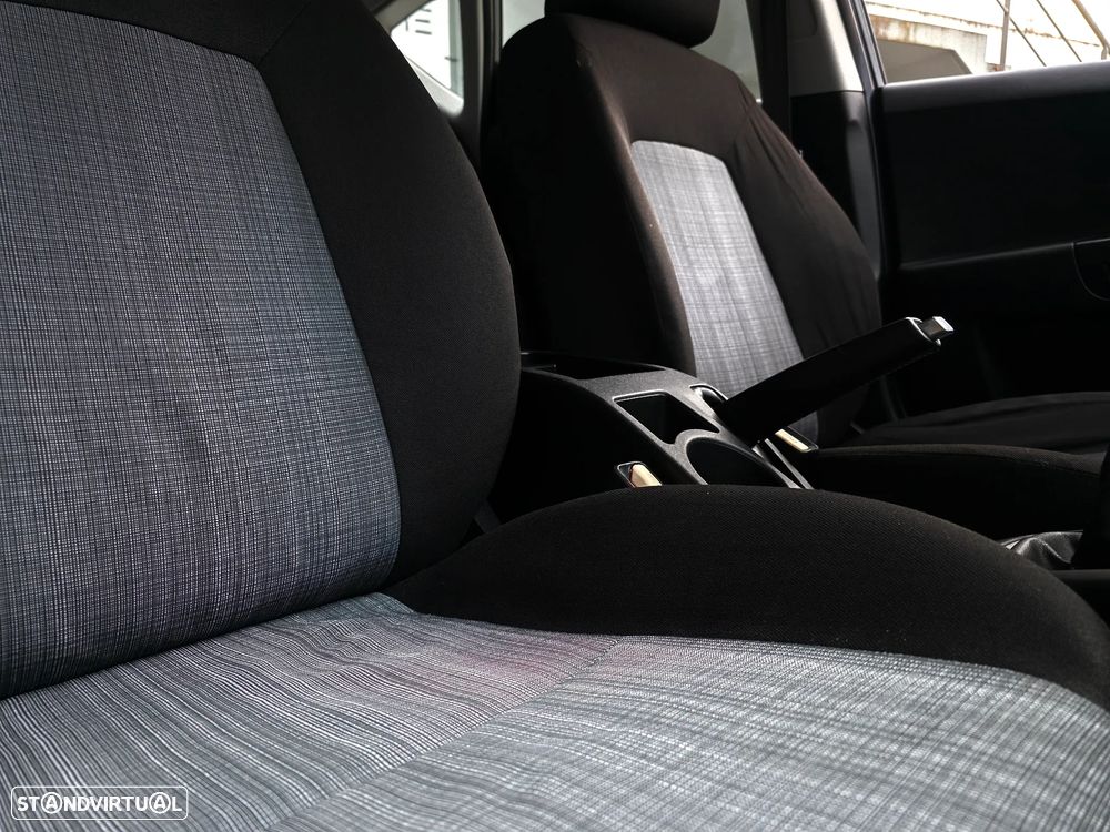 Kia Ceed SW 1.4 CVVT LX ISG - 51