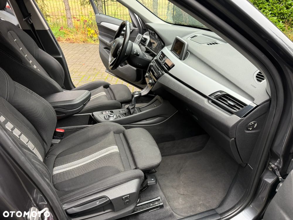BMW X1 xDrive20d - 23