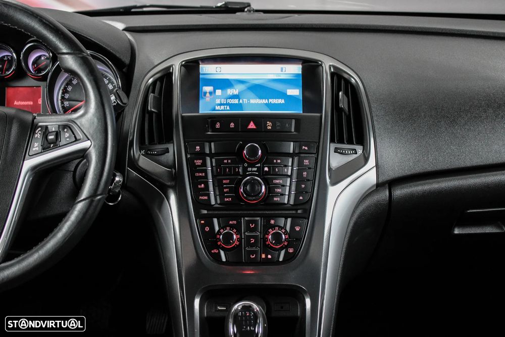 Opel Astra 1.7 CDTi Cosmo - 33