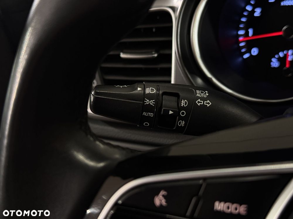 Kia XCeed - 17