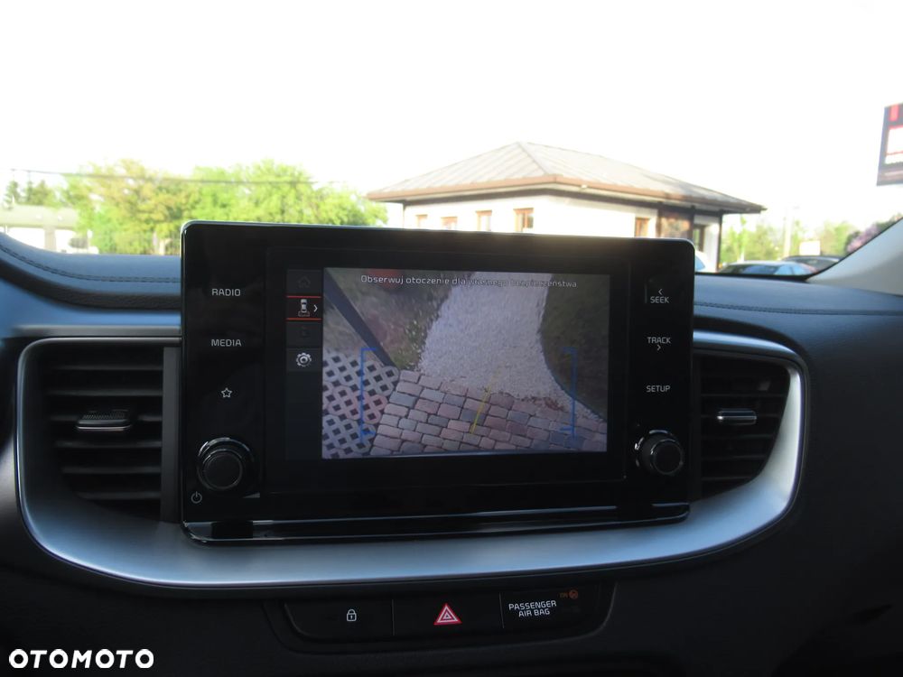 Kia Ceed 1.5 T-GDI M - 21