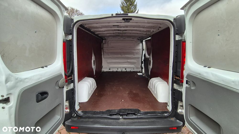 Opel Vivaro - 25