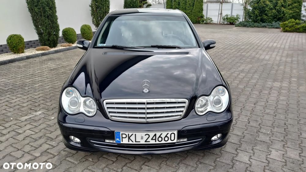 Mercedes-Benz Klasa C 180 Kompressor Avantgarde Sport Edition - 2
