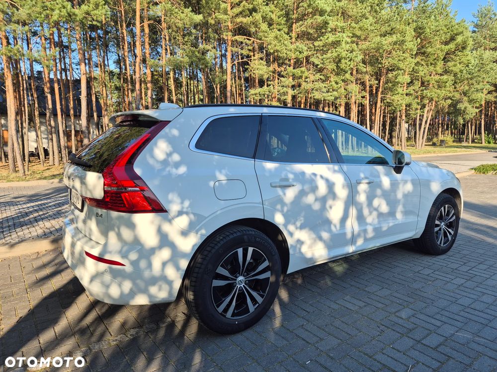 Volvo XC 60 B4 B Momentum Pro - 7