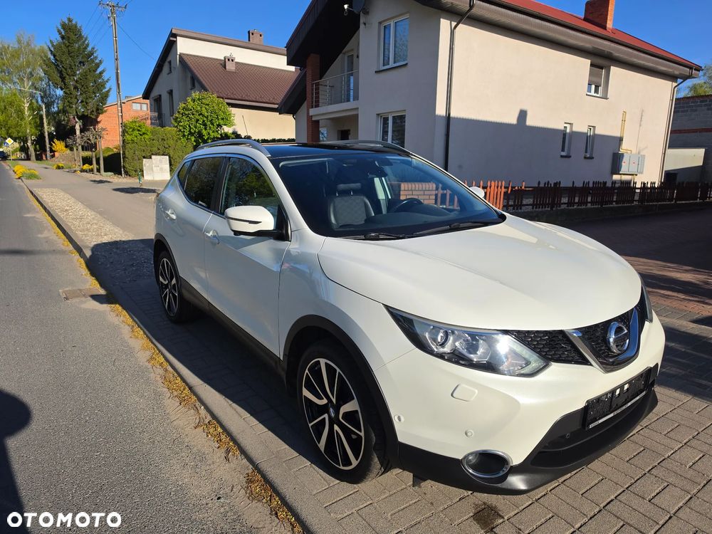Nissan Qashqai 1.2 DIG-T Xtronic 360 - 2