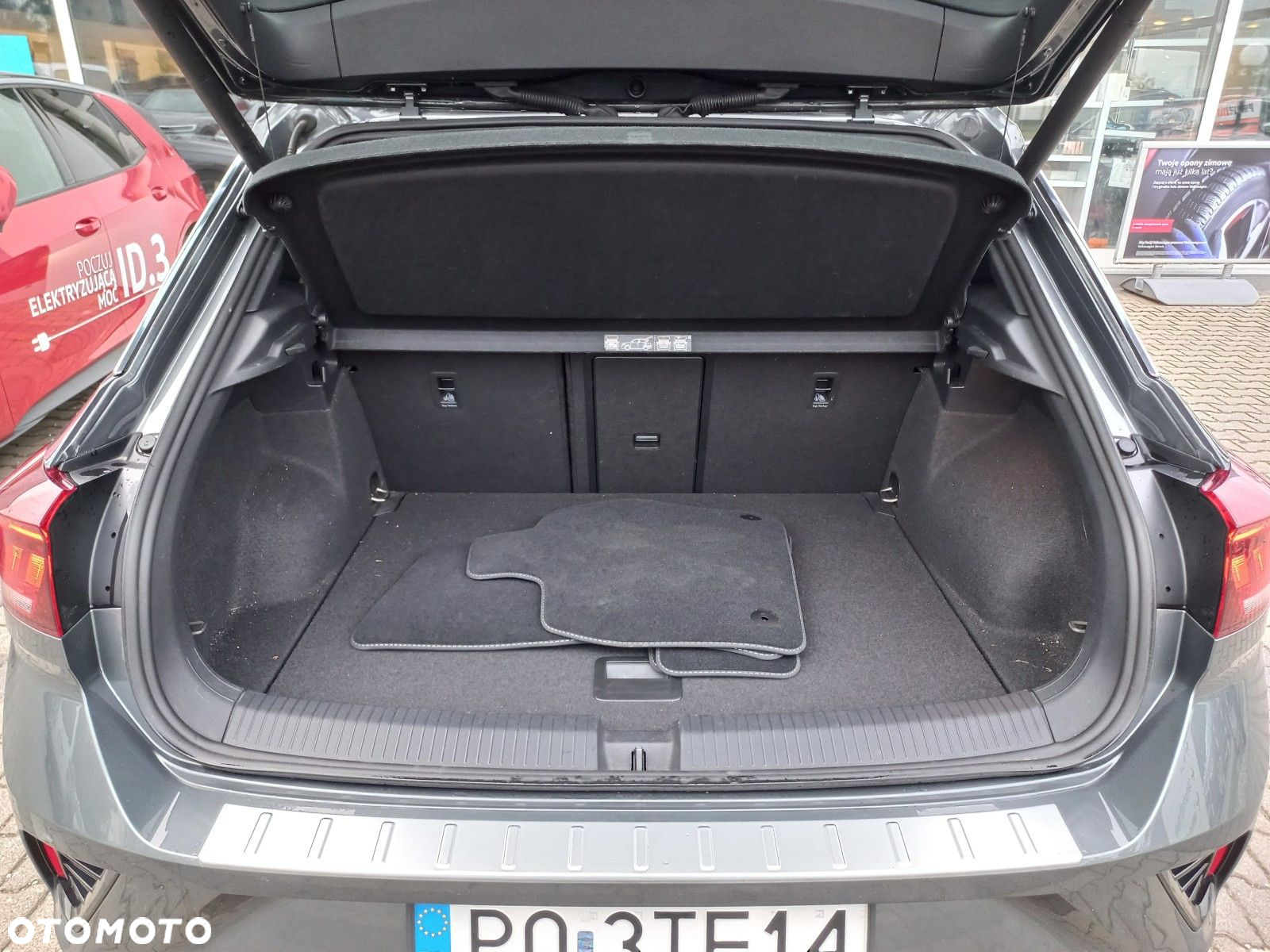 Volkswagen T-Roc - 31