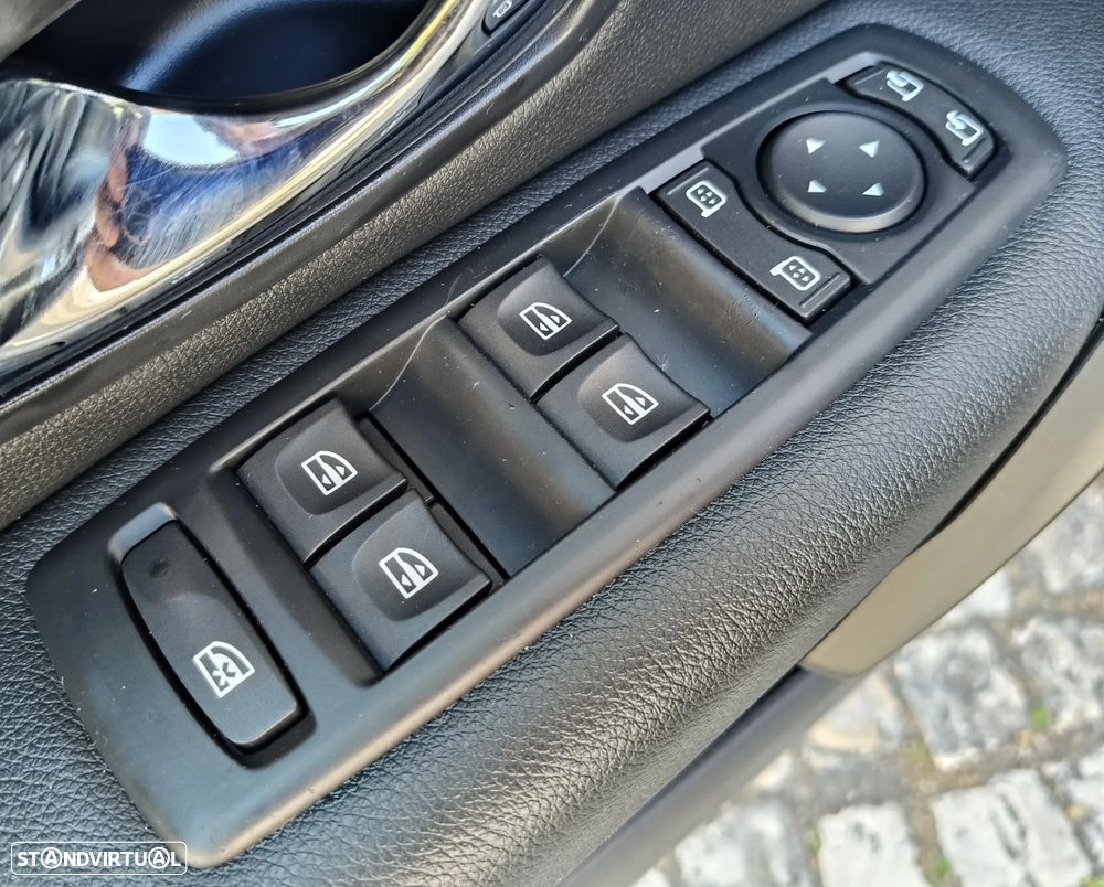 Renault Fluence 1.5 dCi Exclusive - 14