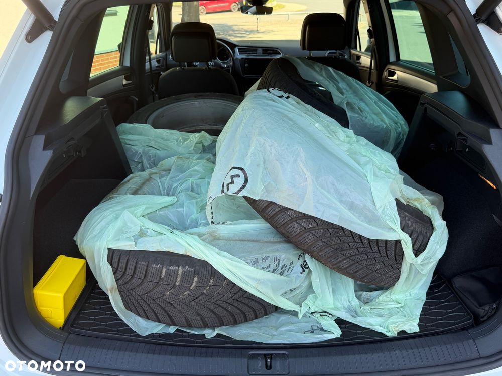Volkswagen Tiguan - 29