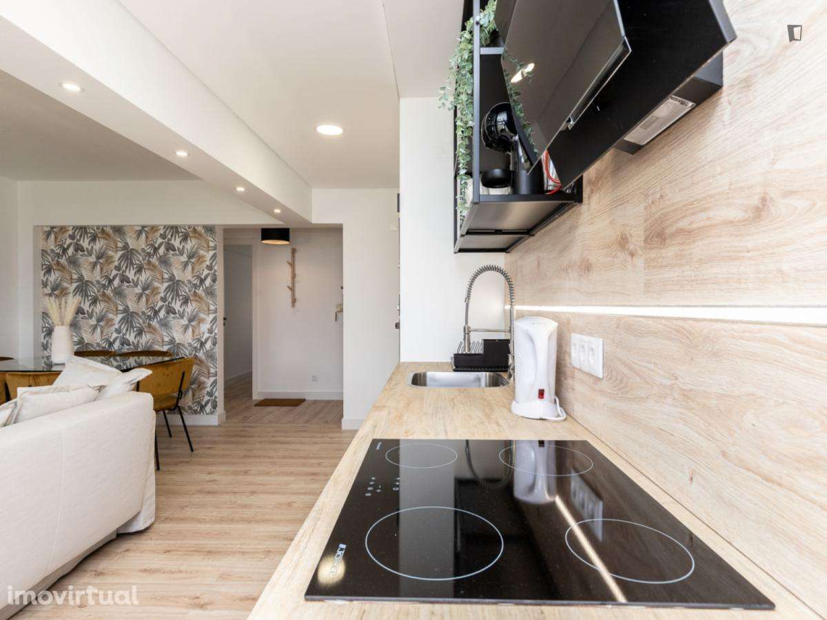 Apartamento com 3 quartos - localizado em Faro - Grande imagem: 3/21