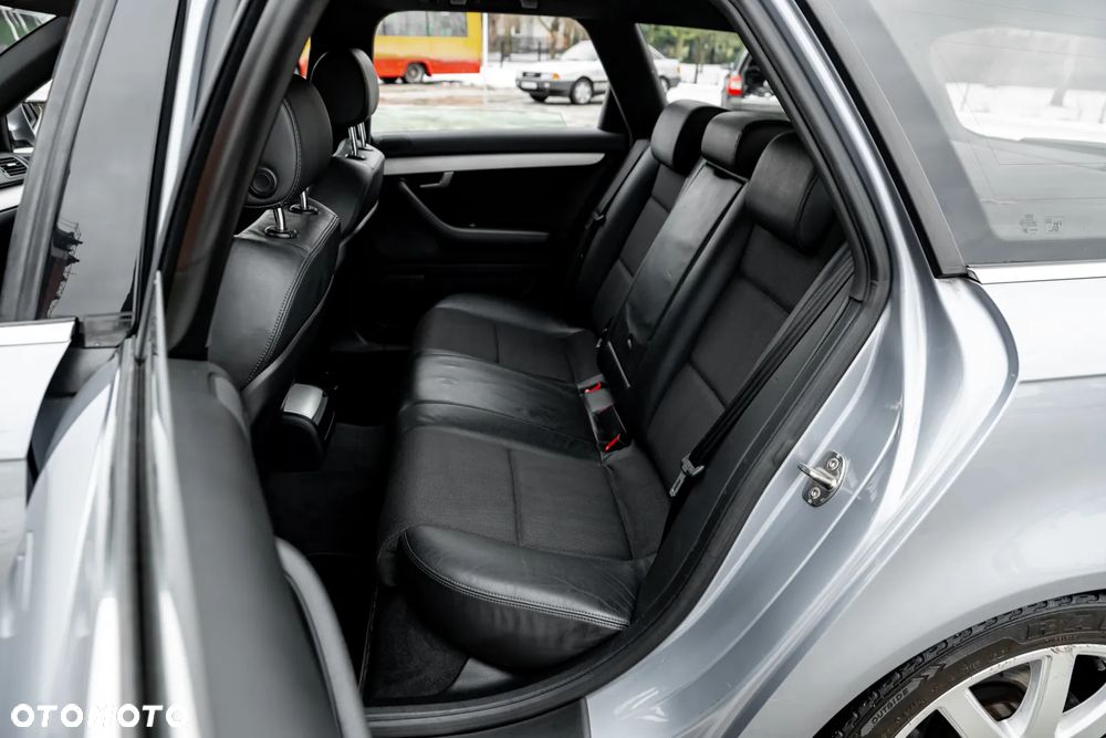 Audi A4 Avant 1.8T - 18