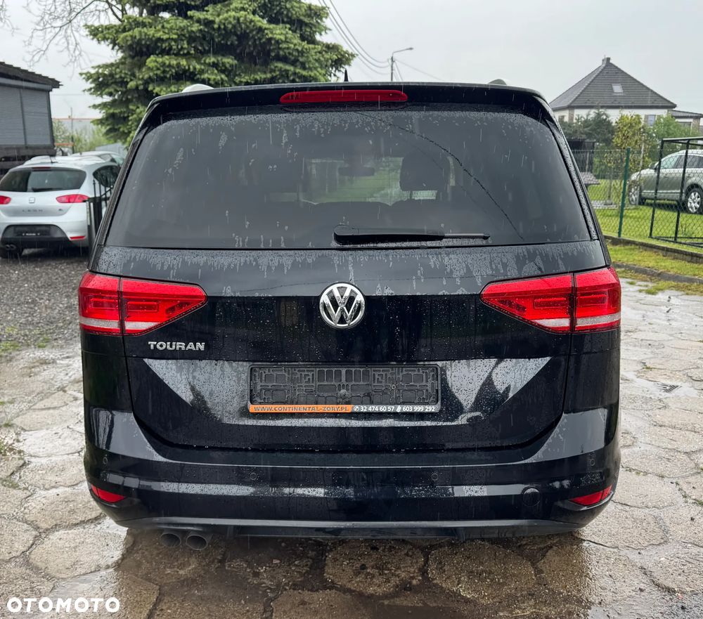 Volkswagen Touran 2.0 TDI BMT Highline DSG - 10