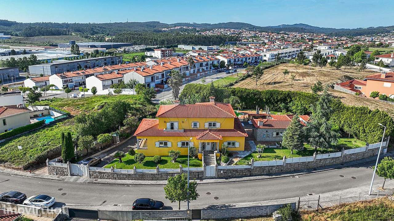 Moradia T4 para venda - Grande imagem: 2/44