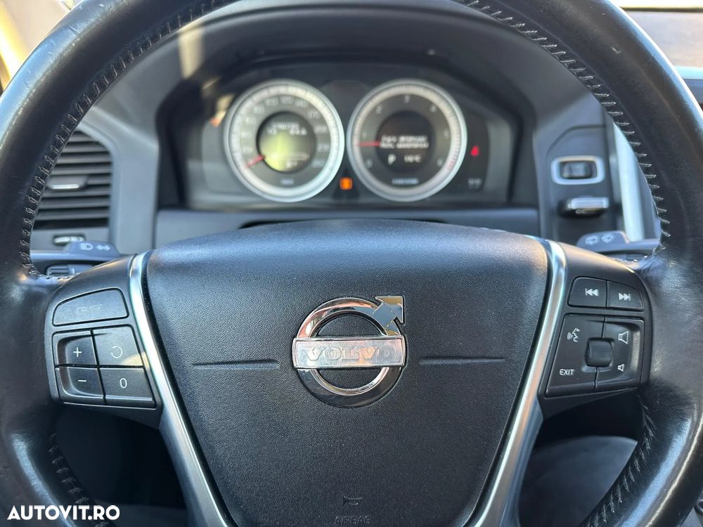 Volvo XC 60 D3 Aut. Summum - 5