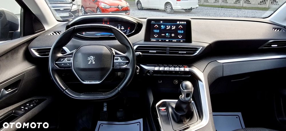 Peugeot 5008 PureTech 130 Stop & Start Active Business-Paket - 15