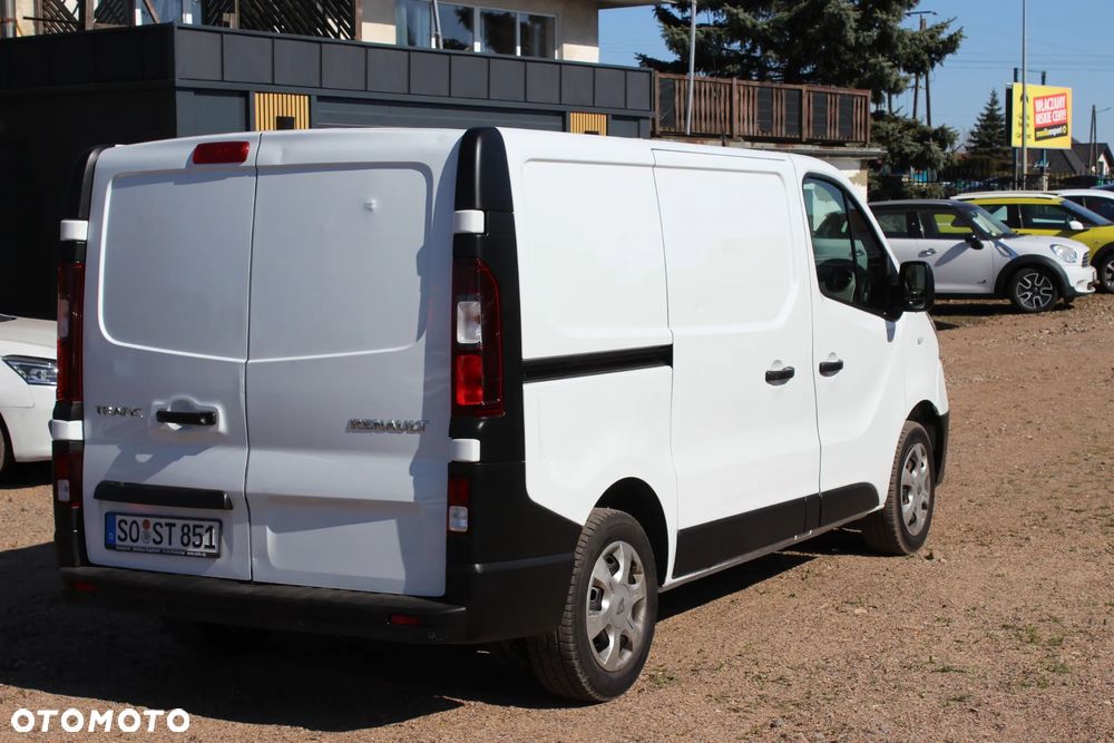 Renault TRAFIC - 6