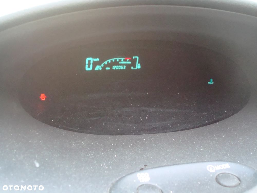 Toyota Yaris 1.0 VVT-i Sol - 14