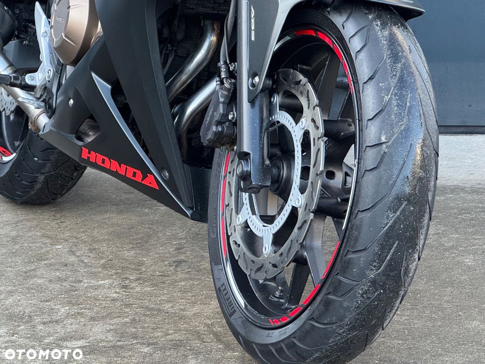 Honda CBR - 3