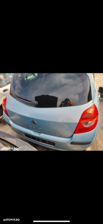 Dezmembrez Renault Clio 3 - 4