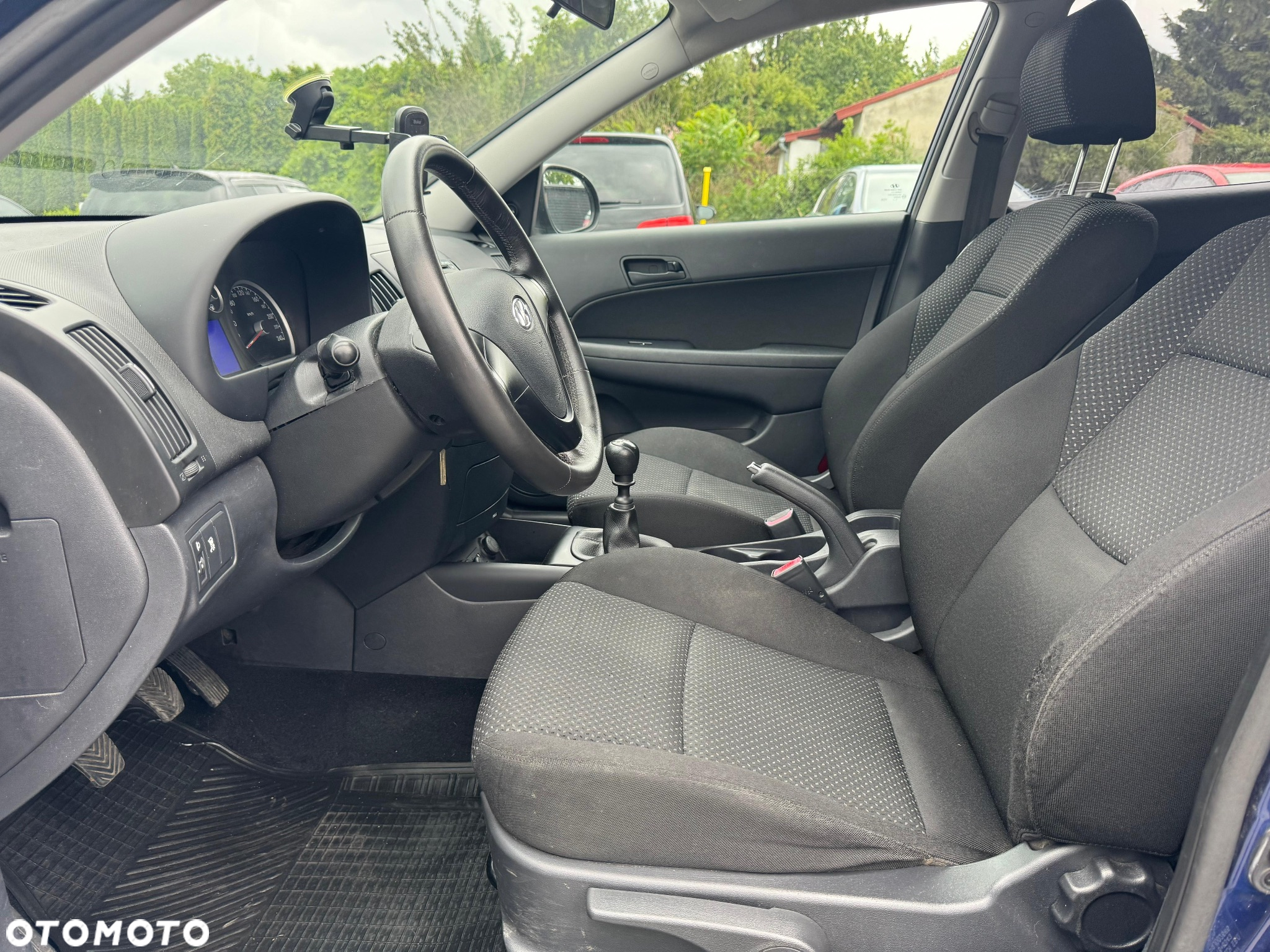 Hyundai i30 1.4 Base + - 13