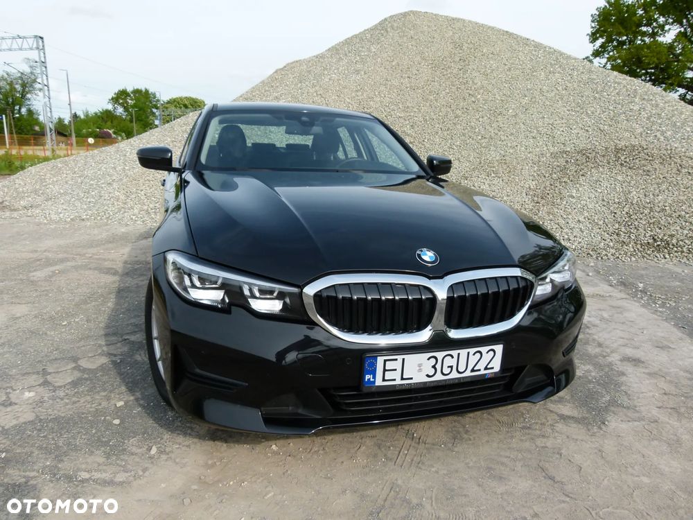 BMW Seria 3 320d Efficient Dynamics - 14