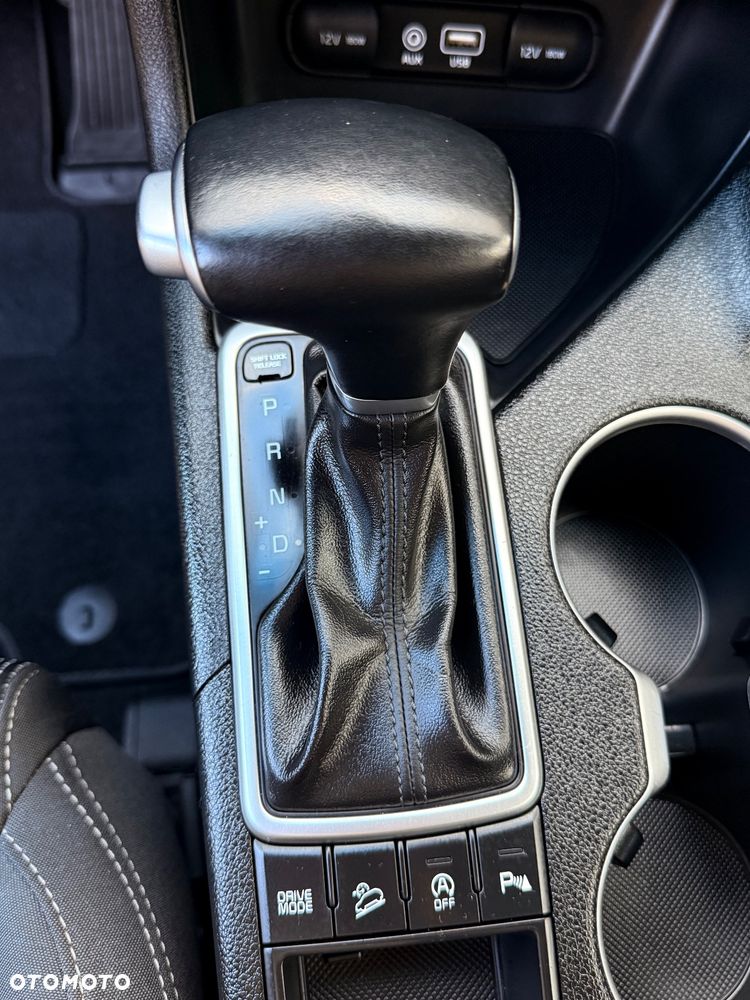 Kia Sportage 1.7 CRDI Business Line 2WD DCT - 23