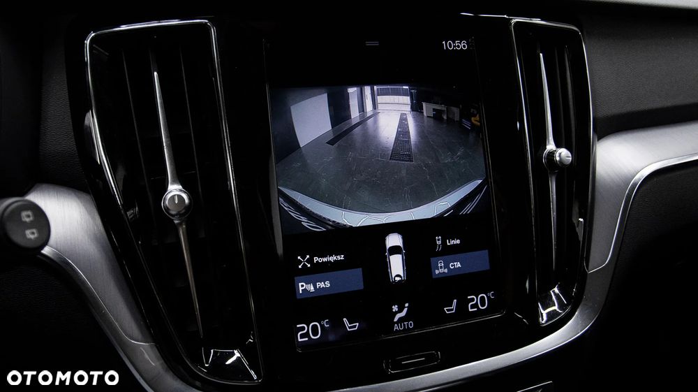 Volvo V60 B4 D Momentum Pro - 23