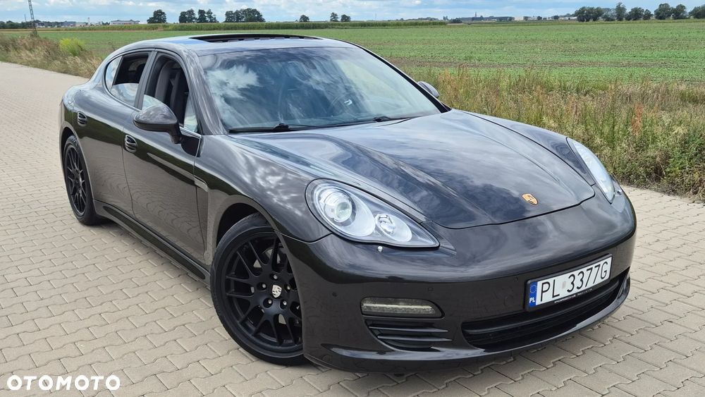 Porsche Panamera - 23