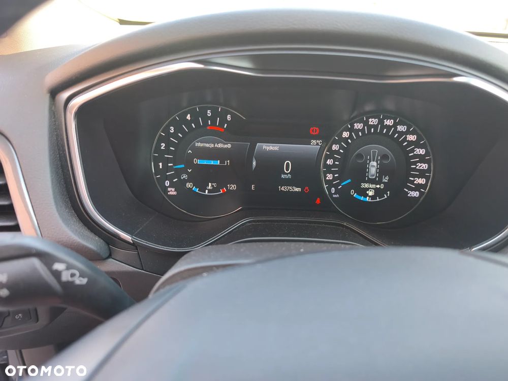 Ford Mondeo 2.0 EcoBlue Titanium - 33