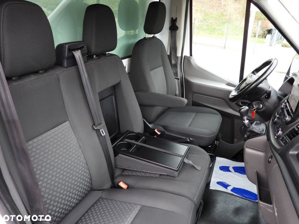 Ford TRANSIT KONTENER WINDA 8 PALET TEMPOMAT NAWIGACJA BLIŹNIACZE KOŁA KLIMATYZACJA  130KM - 40