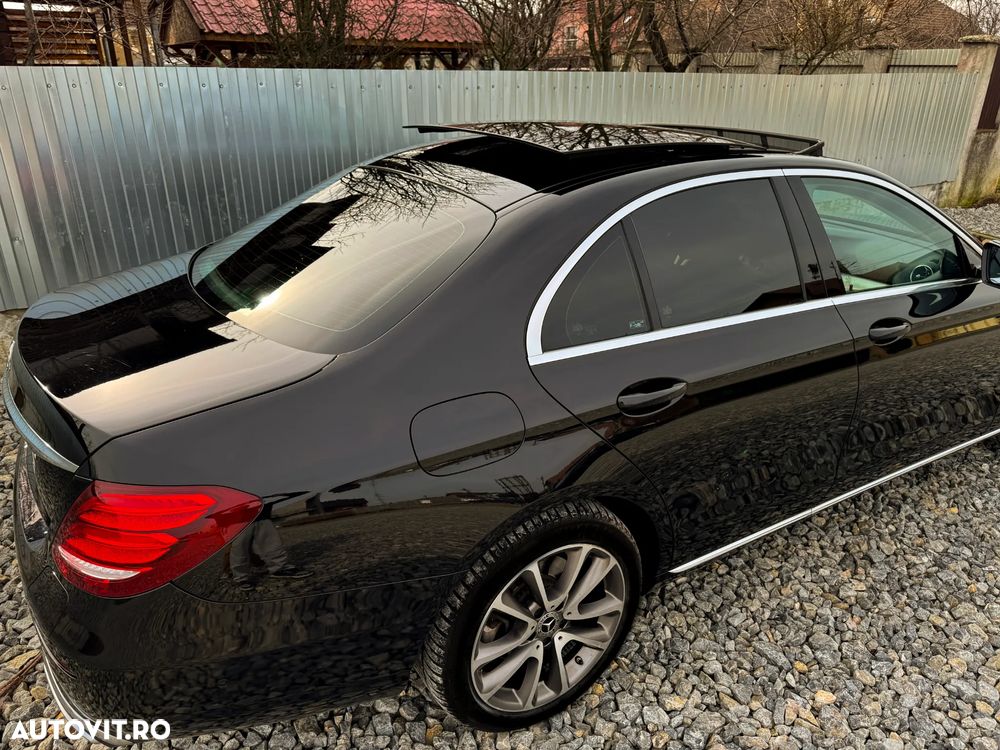 Mercedes-Benz E 300 de 9G-TRONIC - 5