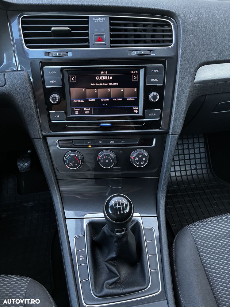 Volkswagen Golf 1.0 TSI Comfortline - 13