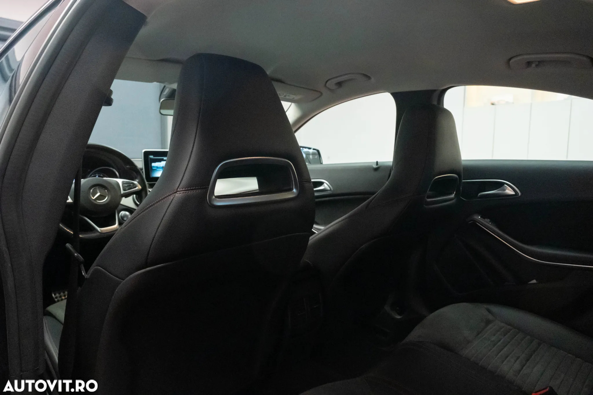 Mercedes-Benz CLA 200 d 4MATIC Aut. - 14