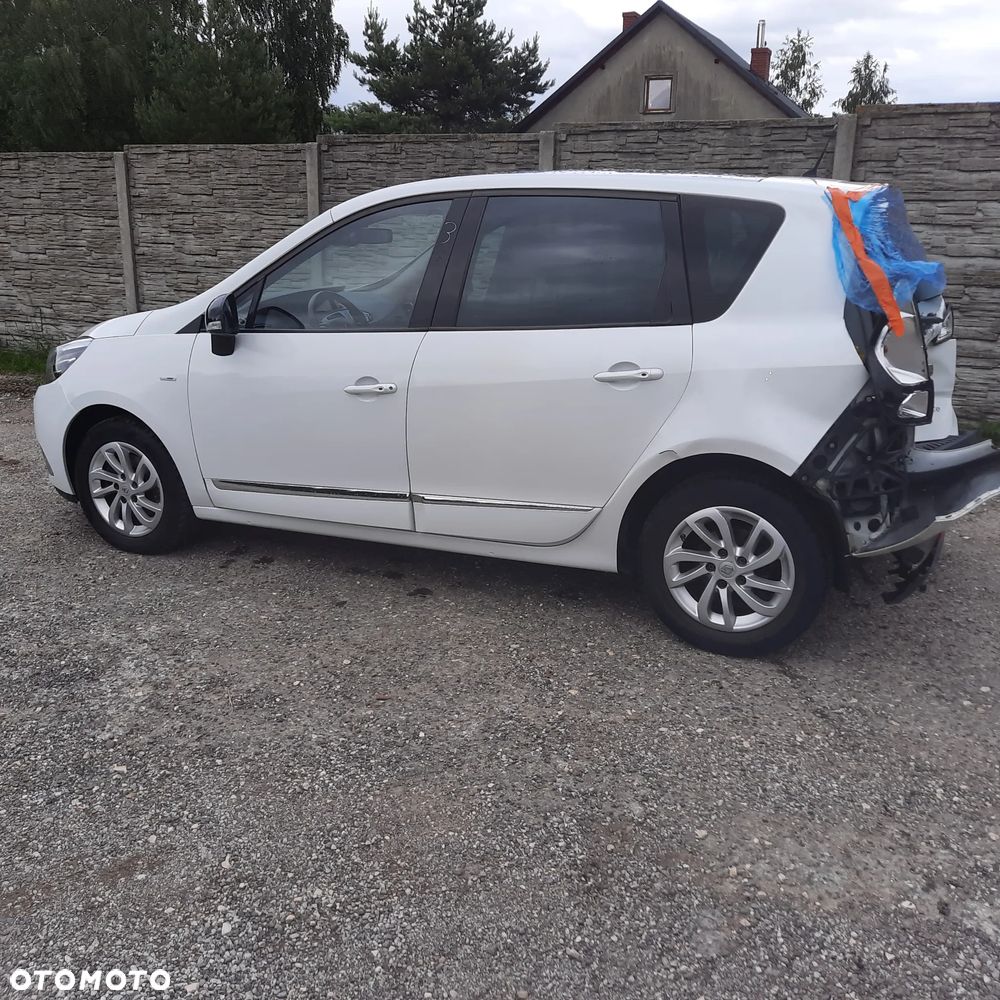 Renault Scenic ENERGY TCe 115 Bose Edition - 24