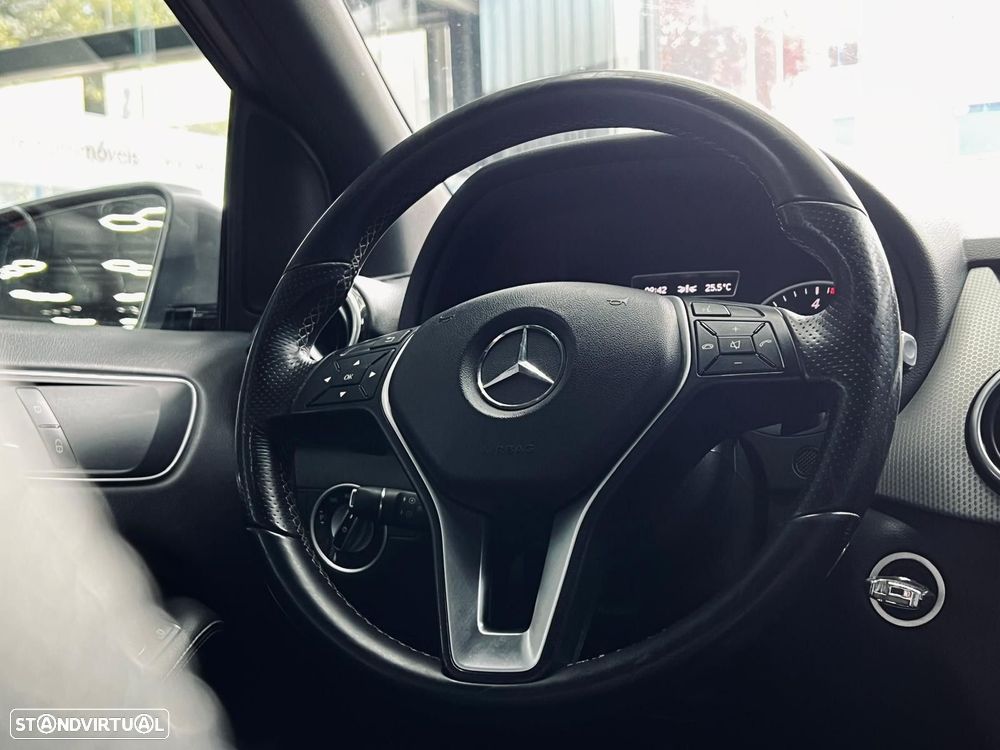 Mercedes-Benz B 180 CDI BlueEFFICIENCY Aut. - 21