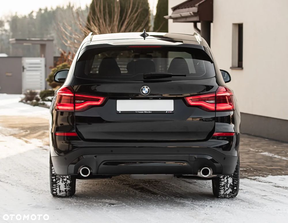 BMW X3 xDrive20d Advantage sport - 11