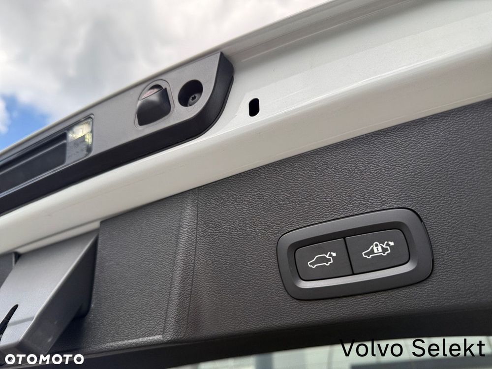 Volvo XC 40 - 31
