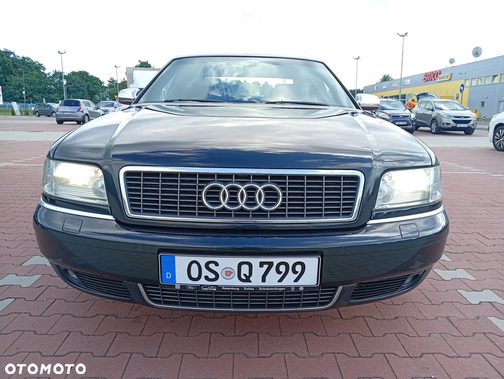 Audi S8 - 3