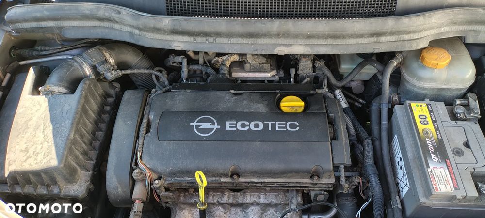 Opel Zafira 1.8 Cosmo - 14