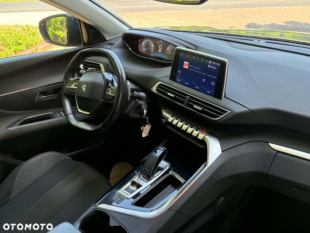 Peugeot 5008 - 12