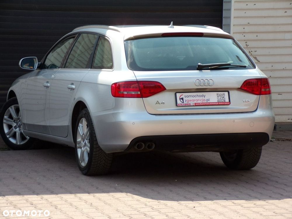 Audi A4 Avant - 13