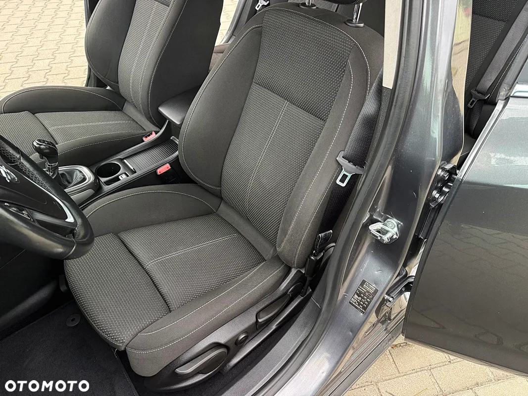 Opel Astra 1.4 Turbo Cosmo - 31
