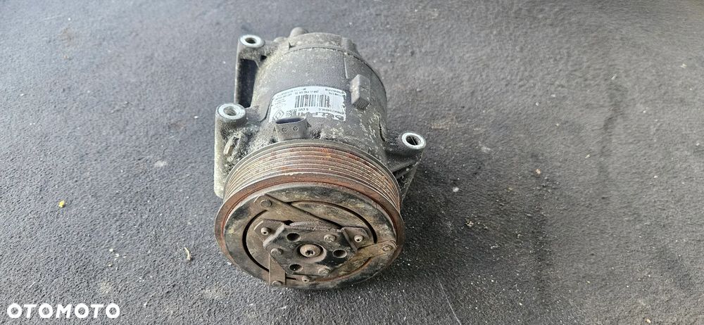 Kompresor klimatyzacji pompa 8200457418 Renault Scenic 2 LIFT - 2