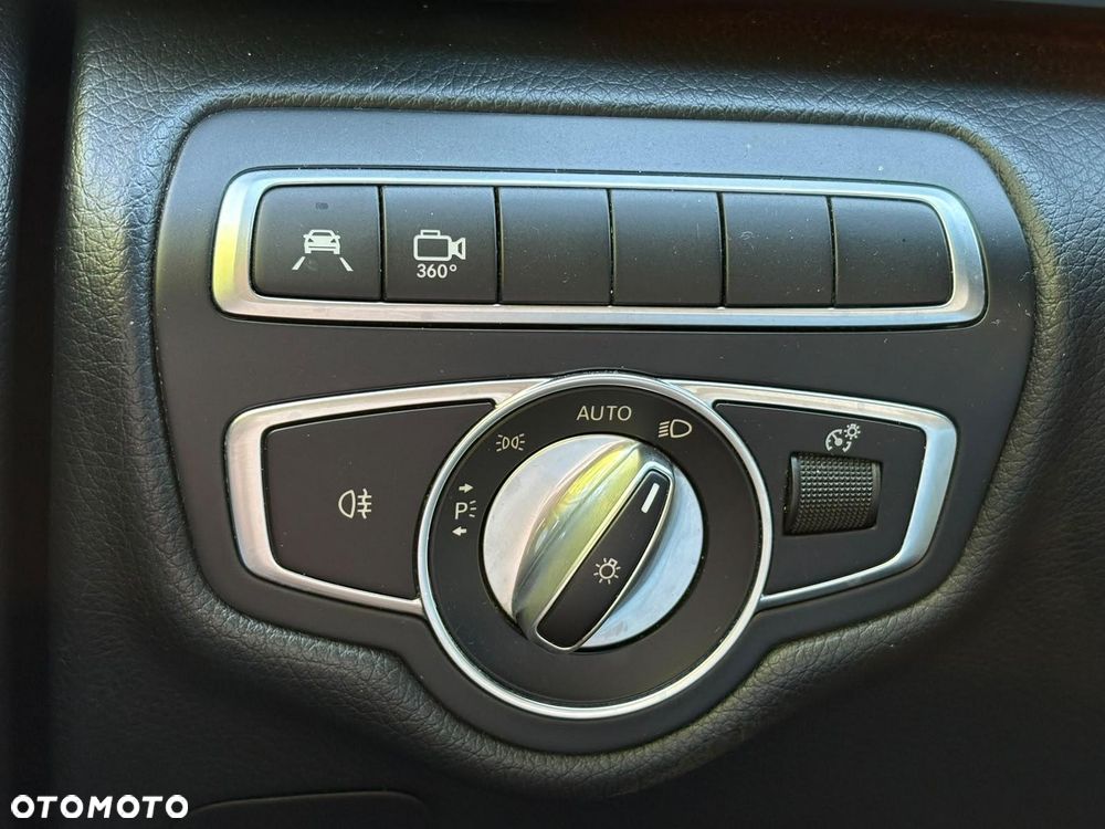 Mercedes-Benz Klasa V 300 d Avantgarde 9G-Tronic (ekstra d³) - 18