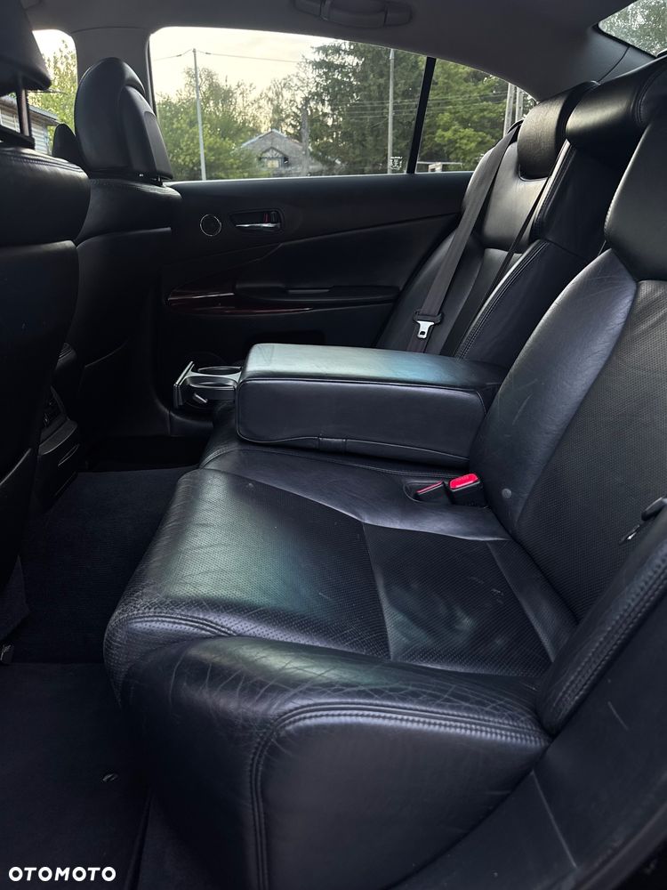 Lexus GS 300 Prestige + - 26